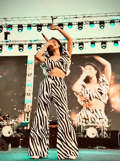 On stage, the outfit has to be as energetic as the performance. This zebra print co-ord set for Dhvani Bhanushali was all about making a statement under the lights.