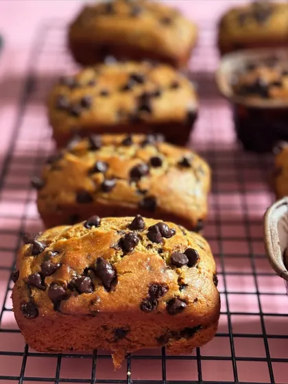 Our zesty and decadent Orange Chocolate loaf is baked with wholewheat flour. These mini loaves are a wholesome indulgence, perfect for gifting or enjoying yourself.