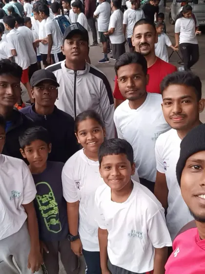 A selfie with some of the younger members of our teams at the 'Run for a Cause' event. It's inspiring to see their enthusiasm and dedication.