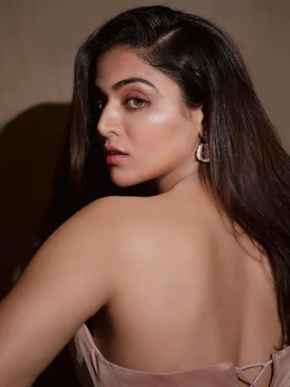The super talented Wamiqa Gabbi at the premiere of Jubilee, wearing my peony micromosaic earrings. Her classic look is a perfect match for these vintage inspired jewels.