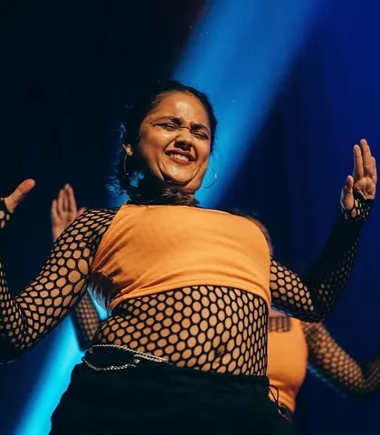 'The Sabi’s' is a vibrant performance blending Afro dance with the beauty of sign language. Choreographed by Priya Prabhakaran, this piece is a celebration of inclusivity and unity.
