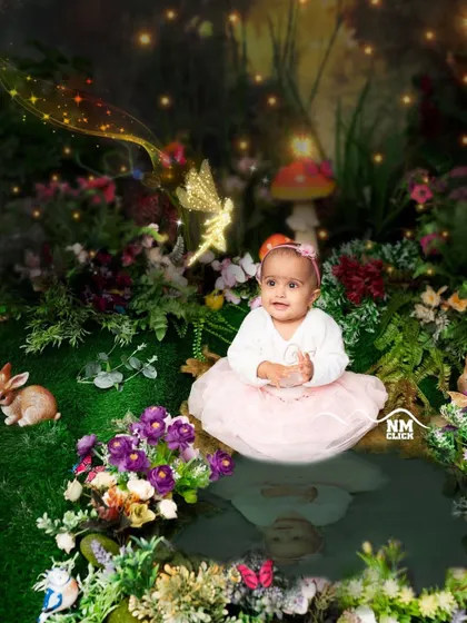 A tiny fairy in an enchanted forest. We use a combination of detailed props and creative editing to make these magical fairy portraits come to life.