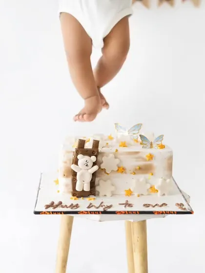 A creative shot for a half-birthday celebration. This "half way to one" theme is a fun way to mark the six-month milestone.