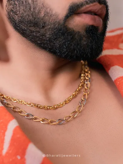 We present our collection for the modern man. These layered gold chains from our Noya line are crafted to add a layer of sophistication and confident style, blurring the lines between classic and contemporary.
