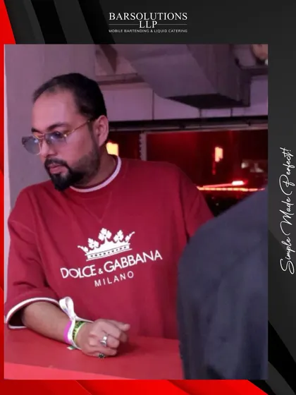 Even celebrities like Mika Singh enjoyed the lounge experience we managed at the Diljit Dosanjh concert.