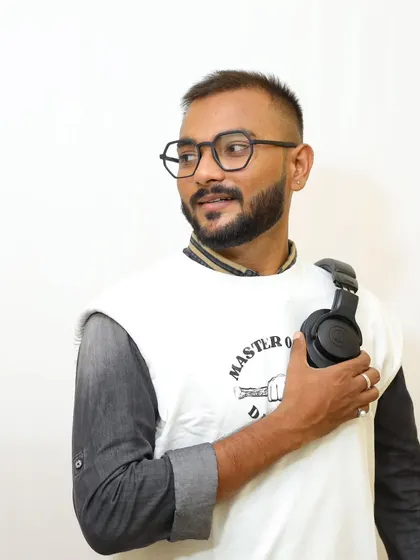 Lost in the music, found in the rhythm. A candid moment with my headphones, capturing my love for sound.