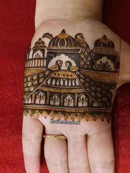 A clear shot of the trial mehandi design. We use high-quality natural henna to ensure a great color, even for our trials.