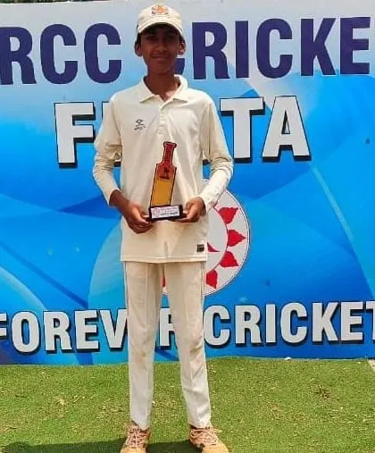 Yashas Chandra named Player of the Match for his 5-wicket haul in the RRCC Cup U-16.