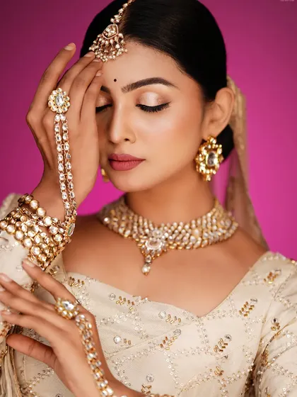 A beautiful and serene portrait from the Pro Batch 18 shoot.