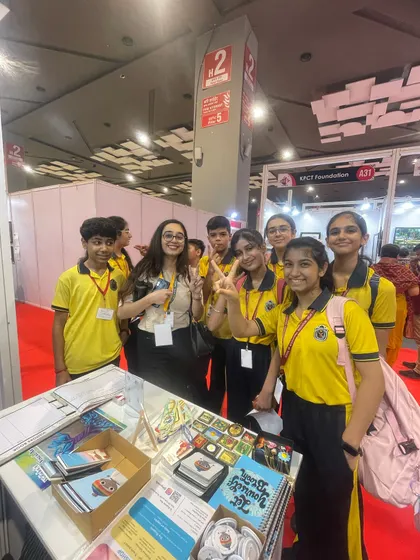 I had a wonderful time chatting with these students about art and creativity. Their curiosity and enthusiasm were absolutely infectious.