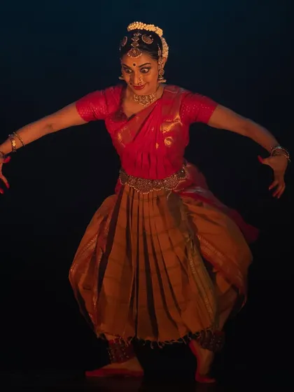Have you met this Mothe Bhoot? Channeling this creepy ghost for VitthāMāi was one of my most challenging choreographic tasks, inspired by folk traditions like Bhoota Kola and Theyyam.