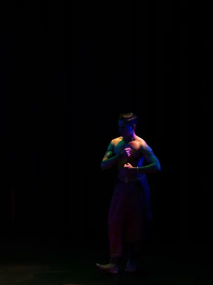 The dramatic use of lighting in my Canada concert helped to create a focused, intimate atmosphere.