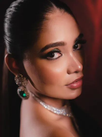 A final, intense close-up. This is the kind of bold, confident look I love to create for evening events.