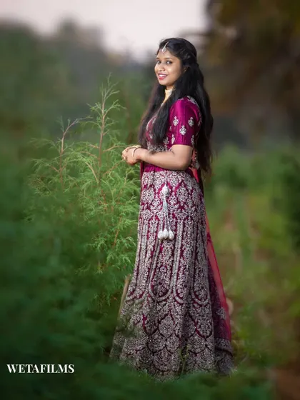 A beautiful solo portrait of the bride-to-be during her pre-wedding shoot. We make sure to capture individual portraits that highlight each person's personality.