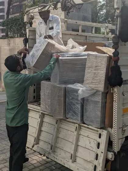Day one of the project begins with the careful unloading of shrink-wrapped FRP planters from our truck. We ensure every planter arrives on-site without any damage, ready for installation.