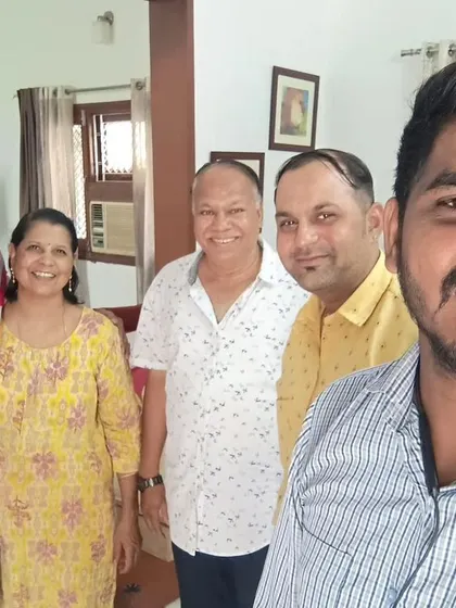 Our team with a happy family, celebrating their decision to go solar.