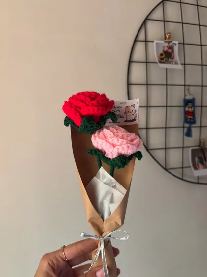 Real flowers die, but these crochet roses will outlive you! A perfect, long-lasting symbol of love.