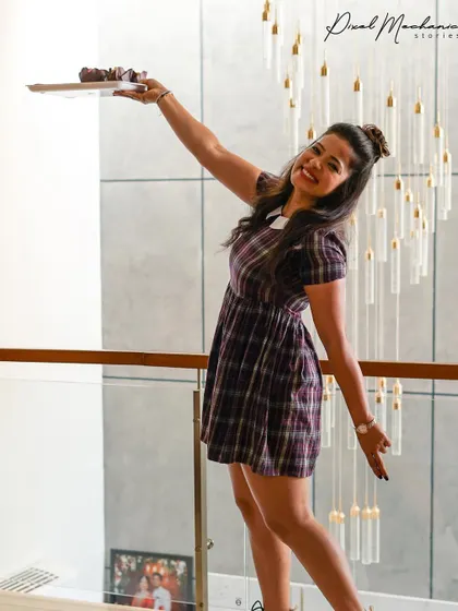 A playful and happy indoor lifestyle shot. It’s moments like these, full of genuine smiles, that I love to capture.
