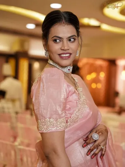 A collection of different party and sider makeup and hair looks. I can create anything from a simple, elegant style to a full glam look for any occasion.
