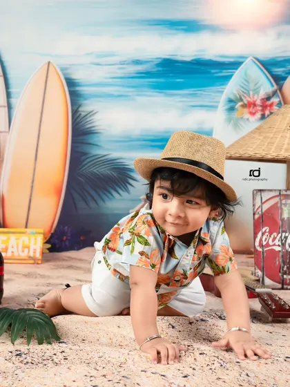 This little crawler is exploring the sandy shores in our beach-themed studio setup.