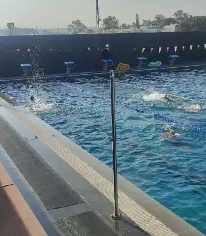 We love seeing our lanes full of lap swimmers and our adult classes buzzing with energy. The warm weather and perfect water temperature bring everyone back to the pool.