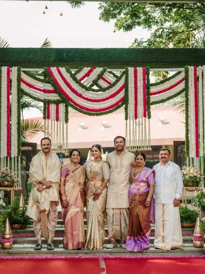 A multi-generational family portrait. We had the pleasure of designing outfits for the entire family, ensuring a coordinated and graceful look across different ages and styles.