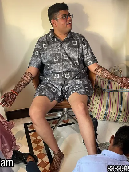 This is what I mean by going all out for your wedding. This groom wanted full coverage, and we designed intricate patterns for both his arms and feet. It’s a bold look that tells a story.