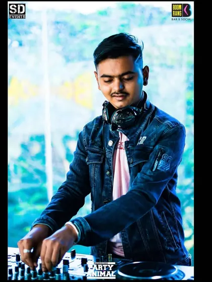 It's worth it to struggle for what you love. This shot in my denim jacket reflects the hustle and the rewarding feeling of being behind the console.