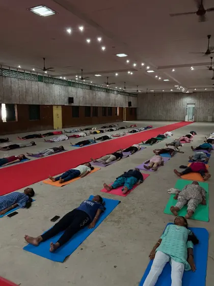 The session concluded with Savasana (Corpse Pose), allowing the students a moment of complete relaxation to integrate the benefits of the practice and quiet their minds.