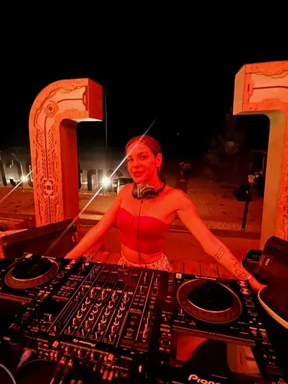 When the lights go out for a moment, it's a good time for a photo. A cool shot from our set at Antisocial Goa.
