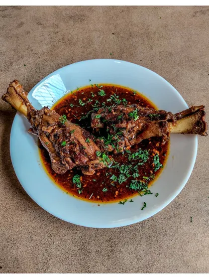 My version of Nalli Nihari uses tender lamb shanks, slow-cooked overnight to create a rich, aromatic, and deeply flavourful stew. It's a classic dish, perfect for soaking up with some bread.