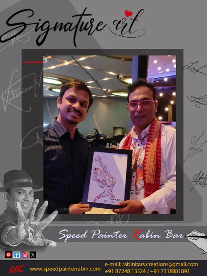 Posing with a happy client and his framed signature art at an event in Delhi. I created 450 such pieces in just two days.