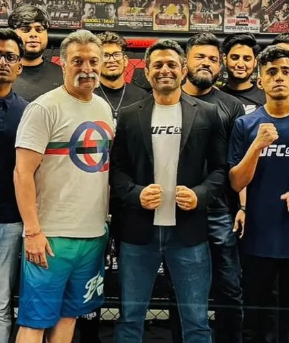 Another group shot from the UFC screening. It takes a tribe to build a sport.