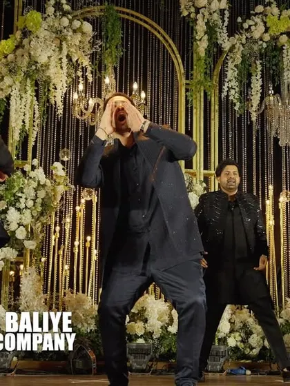 You thought we forgot the groomsmen? This squad brought the madness with their high-energy 'Kukkad' and 'Nach Baliye' mashup.