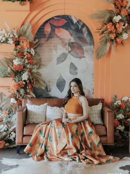 Another beautiful shot of the client at her Mehendi ceremony.