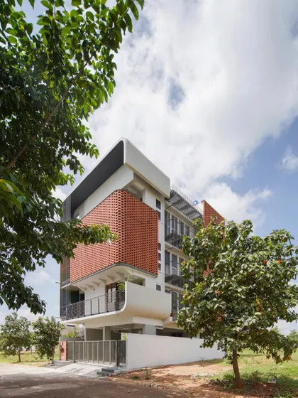 The 'House Belaku' project, which translates to 'House of Light', is a perfect example of how we use brick screens to manage sunlight.