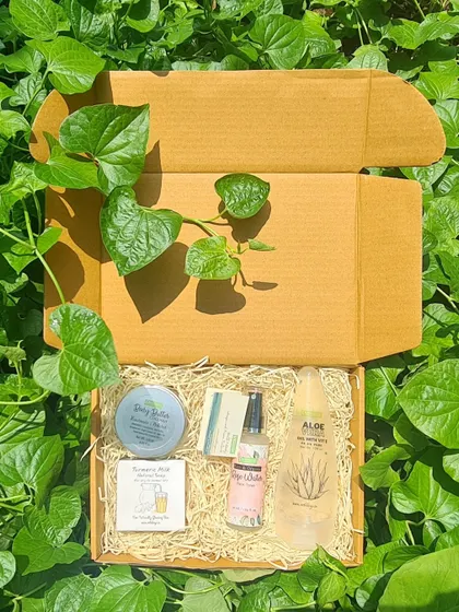 Gift fabulously this season. Our new gift hamper, filled with natural goodies and nestled in eco-friendly packaging, is perfect for pampering anyone on your list.