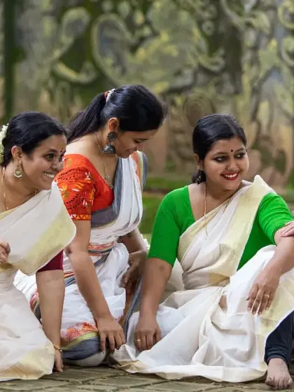 The smiles say it all. Here, participants of our 'Upaasanaa' workshop share a lighthearted moment. Our sessions are not just about technique; they are about building a warm, encouraging family of artists and art lovers.
