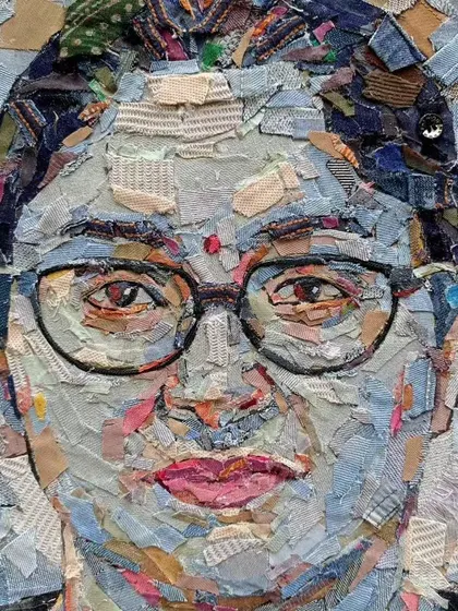 Art can be beautiful and sustainable. This stunning portrait was meticulously crafted by one of our artists using tiny pieces of scrap from old jeans. It’s a testament to how we can transform everyday waste into a unique and meaningful masterpiece, perfect for the eco-conscious collector.