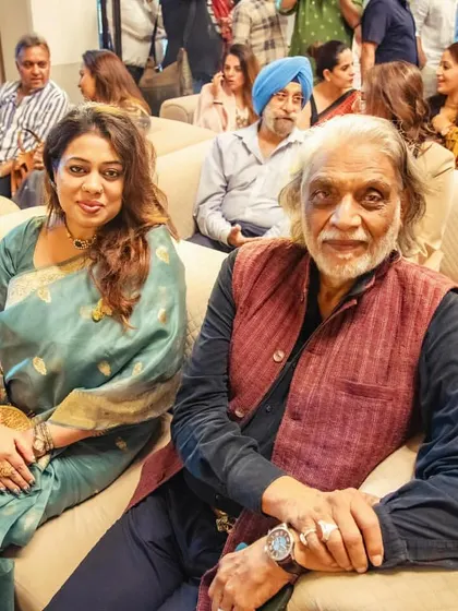 A promising evening spent with the brilliant filmmaker and artist, Muzaffar Ali Sahab, at a book release event. His artistic taste is truly incredible.