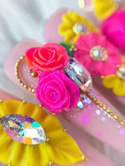 A macro shot of the 3D roses and crystals, highlighting the intricate detail and texture that can be achieved with sculpting gels.