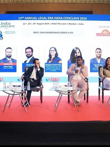 A wide view of the stage during the panel on Cross Border Investments & FDI at the Legal Era India Conclave. Our Partner, Rohan Singh, guided the discussion among distinguished legal counsels.