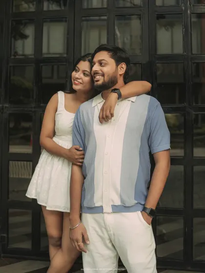 A cool and casual pre-wedding shoot on the streets of Bangalore. This shows a different, more modern side of the couple's personality.