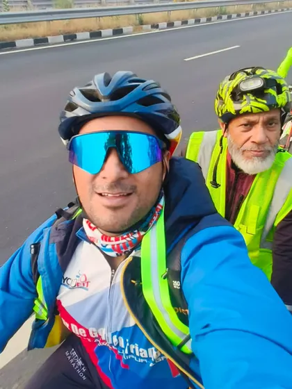 A selfie capturing the three-rider group formation on the highway during the 600km BRM.