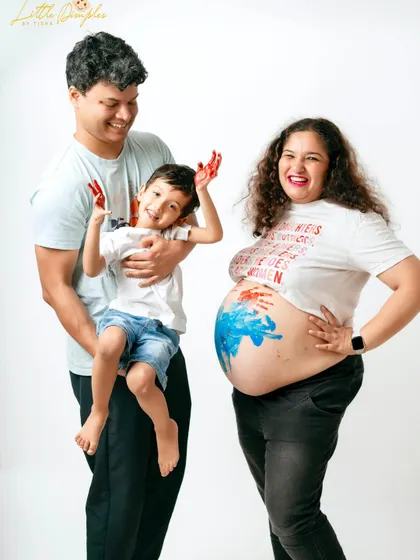 Your maternity session can be a celebration for the whole family. I love planning fun and playful concepts, like this Pinterest-inspired paint session, to include older siblings in the excitement.