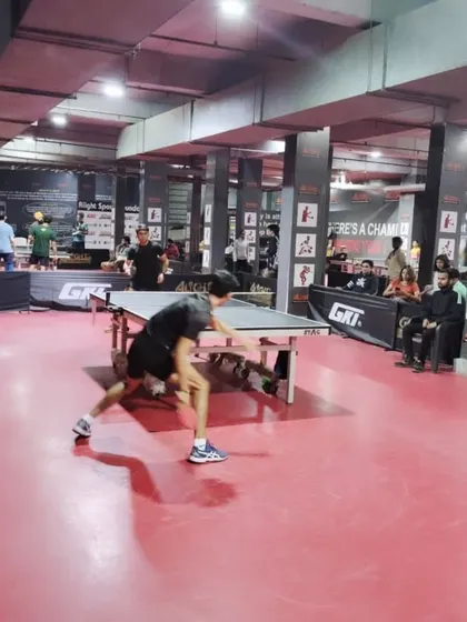 This is what the action looks like at my tournaments. I provide a professional setup with high quality tables and flooring, so every player can focus on their game and give their best performance.