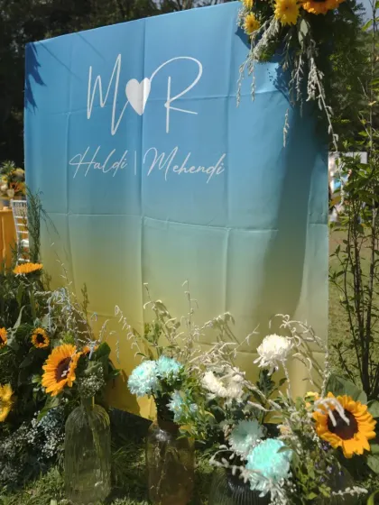 Another angle of the modern, graphic welcome sign, which perfectly introduces the event's color palette.