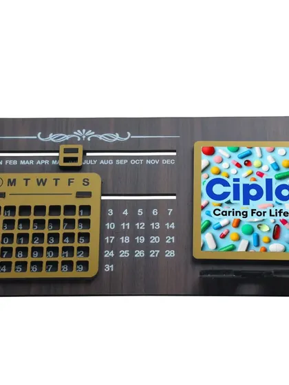 A dark wood theme calendar for Cipla, showing how the same design can be adapted with different finishes for a unique look.