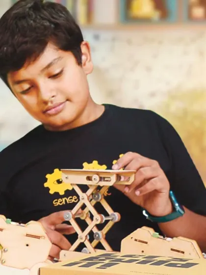 After two long years of R&D, we are so proud to present MakeManyRobots.com. These photos from our launch campaign capture the joy of building that we want to bring to every home.