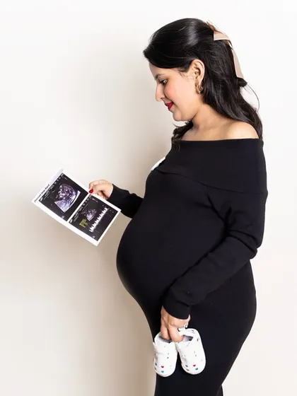 The first hello. I always encourage bringing your ultrasound pictures to the shoot. It’s the first portrait of your baby, and it makes the memory we are creating together even more precious.